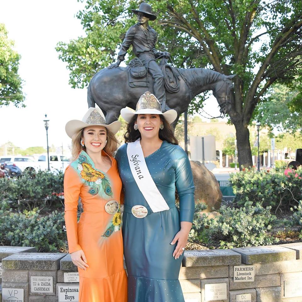 Miss Rodeo Oakdale 2017, McKensey Middleton and Miss Rodeo Oakdale 2018, Sylvana Talamantes (photo by Tammy Middleton - Cherry Tree Photography - used with permission)